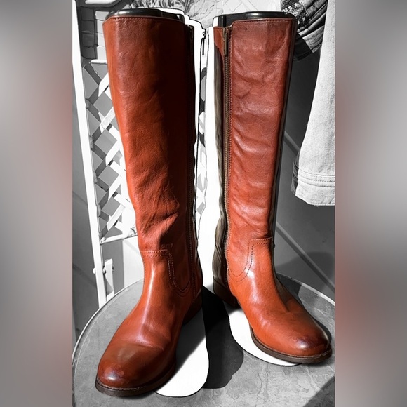 GORGEOUS FRYE COGNAC BUTTON BOOTS MELISSA PULL ON 7 LIKE NEW - Picture 6 of 14